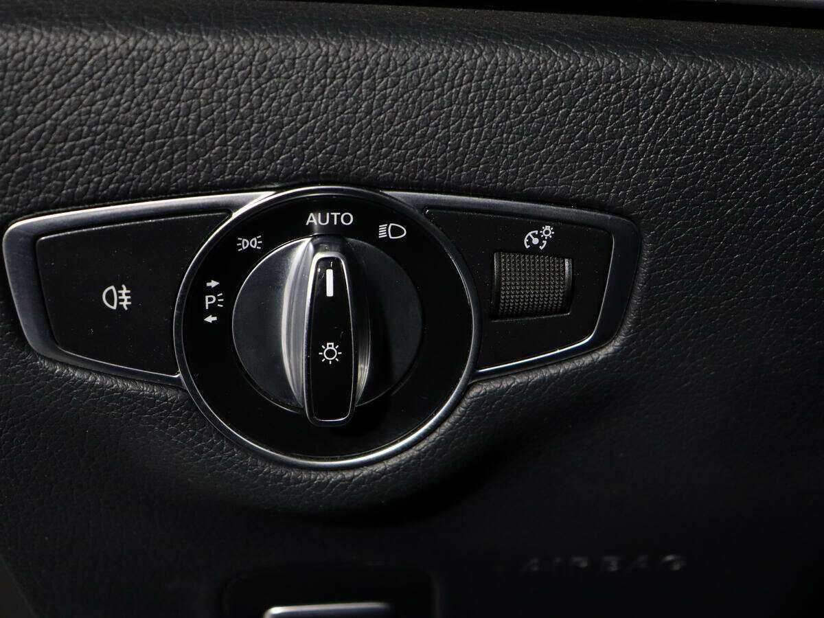 Купить Mercedes-Benz E-Класс, 2019, 89 740 км.. Фото: #16