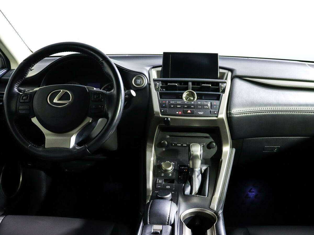 Купить Lexus NX, 2017, 62 370 км.. Фото: #9