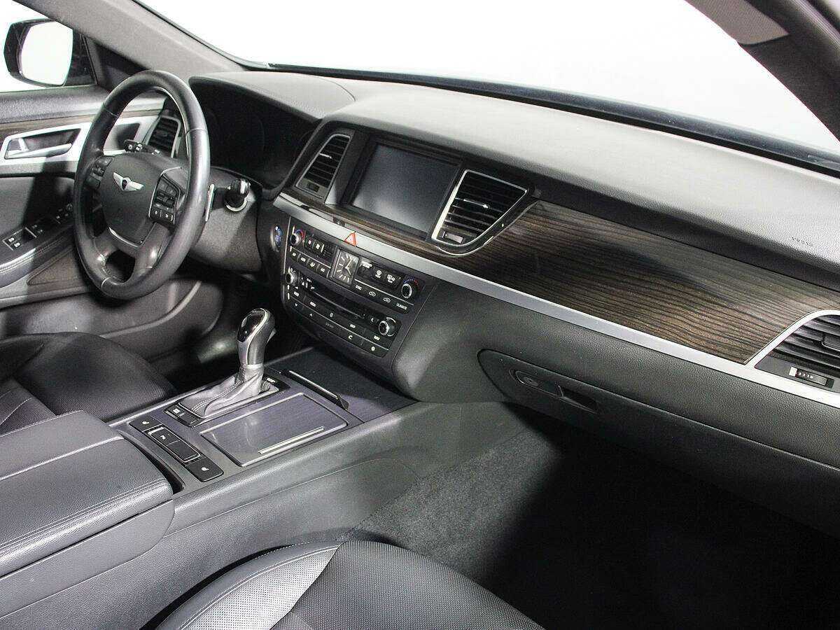 Купить Hyundai Genesis, 2014, 129 500 км.. Фото: #6