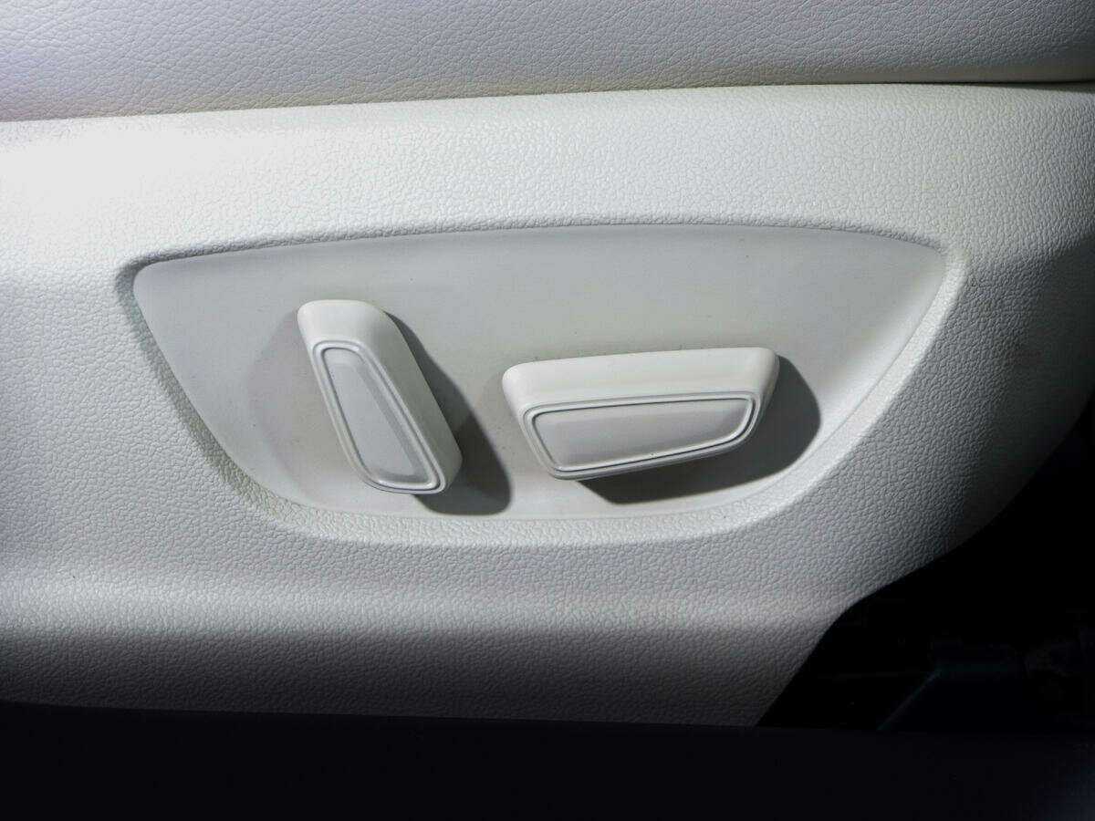 Купить Toyota Camry, 2020, 90 000 км.. Фото: #12