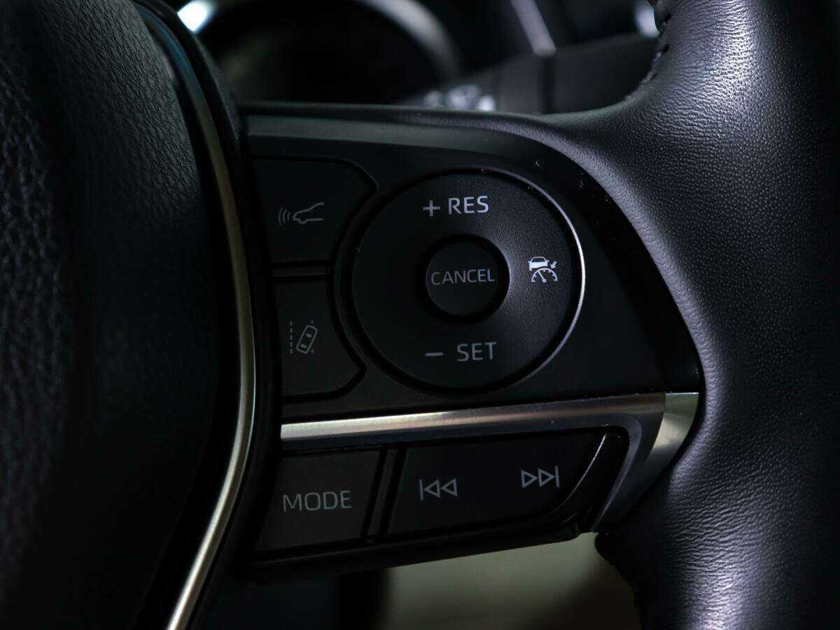 Купить Toyota Camry, 2020, 90 000 км.. Фото: #16