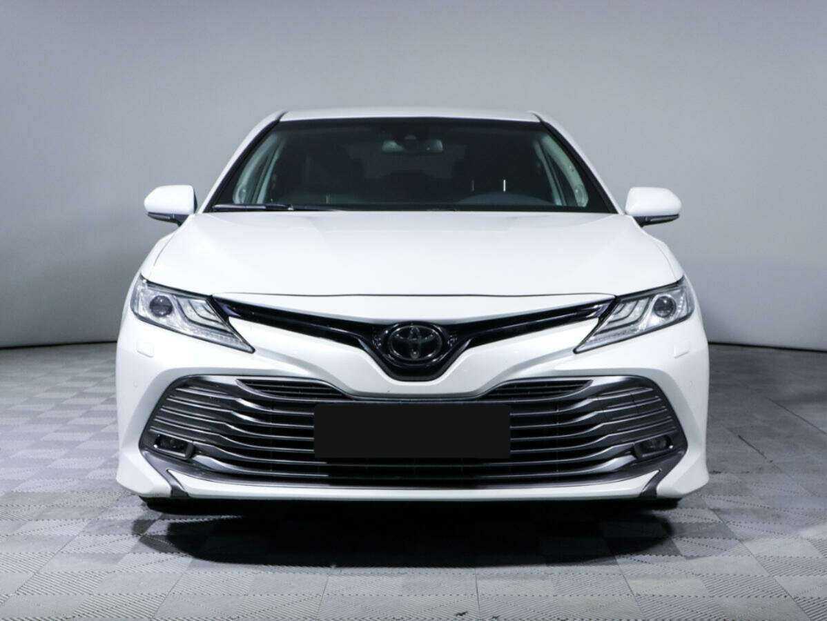 Купить Toyota Camry, 2018, 121 517 км.. Фото: #1