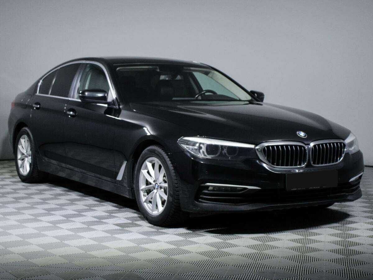 Купить BMW 5 серии, 2017, 157 968 км.. Фото: #2