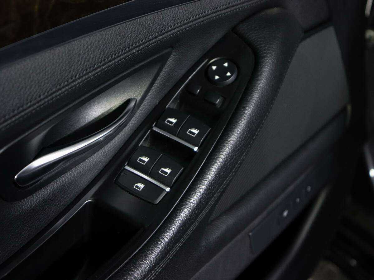 Купить BMW 5 серии, 2015, 159 870 км.. Фото: #12