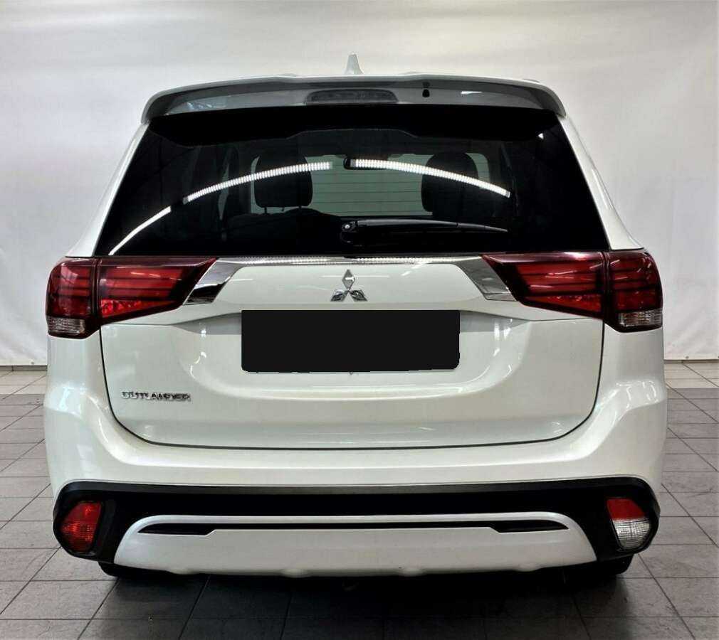 Купить Mitsubishi Outlander, 2021, 33 584 км.. Фото: #2