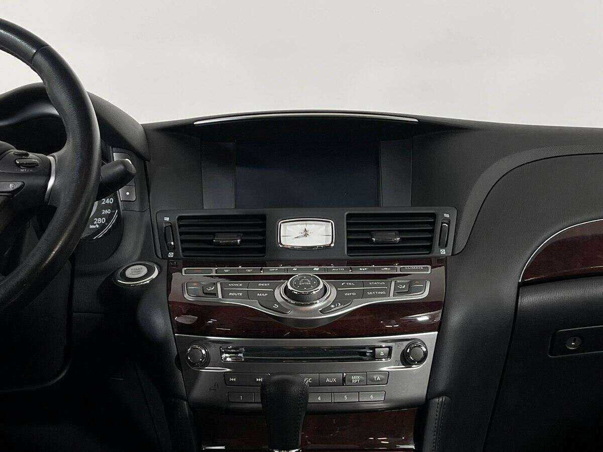 Купить Infiniti Q70, 2016, 78 000 км.. Фото: #11