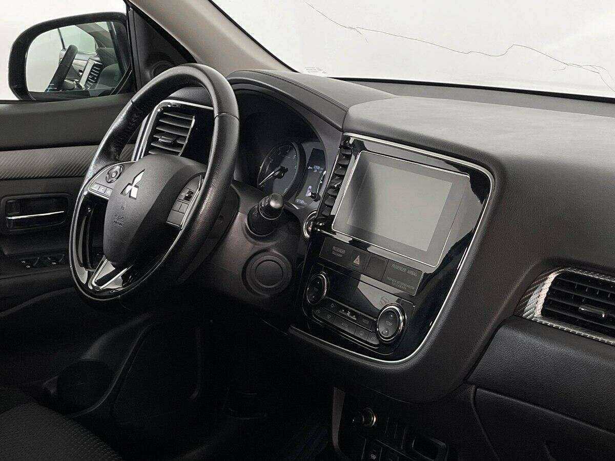 Купить Mitsubishi Outlander, 2018, 107 583 км.. Фото: #8