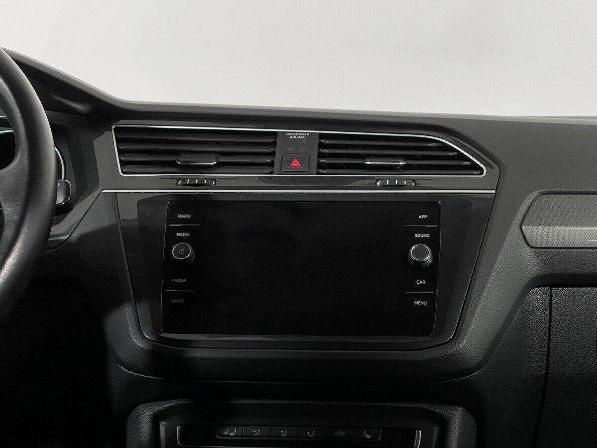 Купить Volkswagen Tiguan, 2019, 45 213 км.. Фото: #11