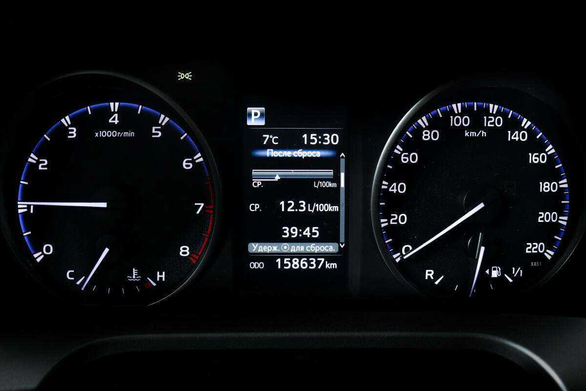 Купить Тойота Рав4, 2017, 158 636 км.. Фото: #9