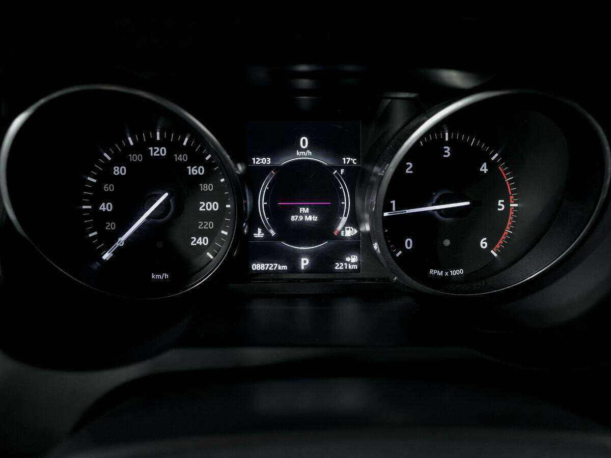 Купить Land Rover Range Rover Evoque, 2015, 88 643 км.. Фото: #10