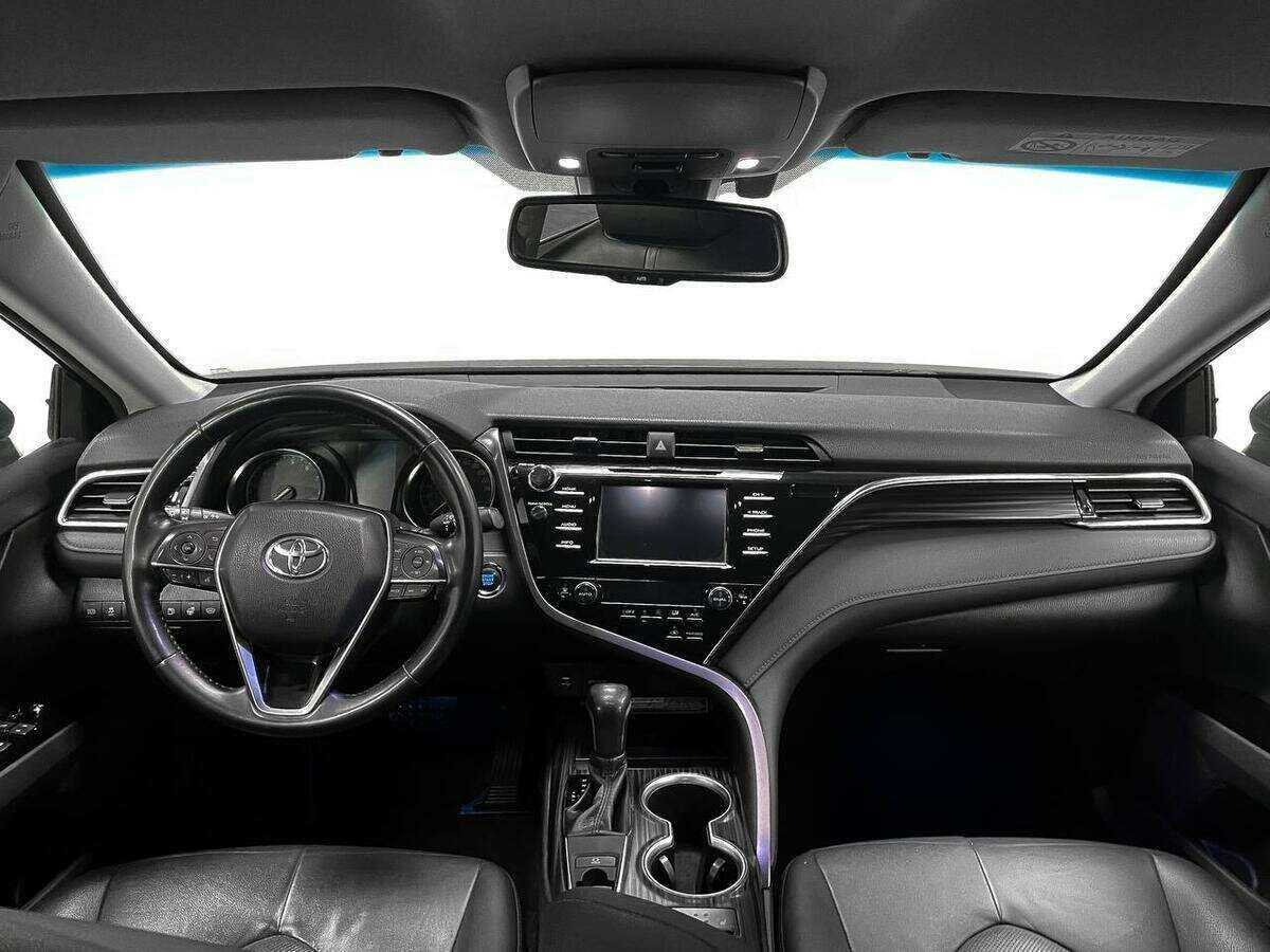 Купить Toyota Camry, 2018, 85 390 км.. Фото: #10