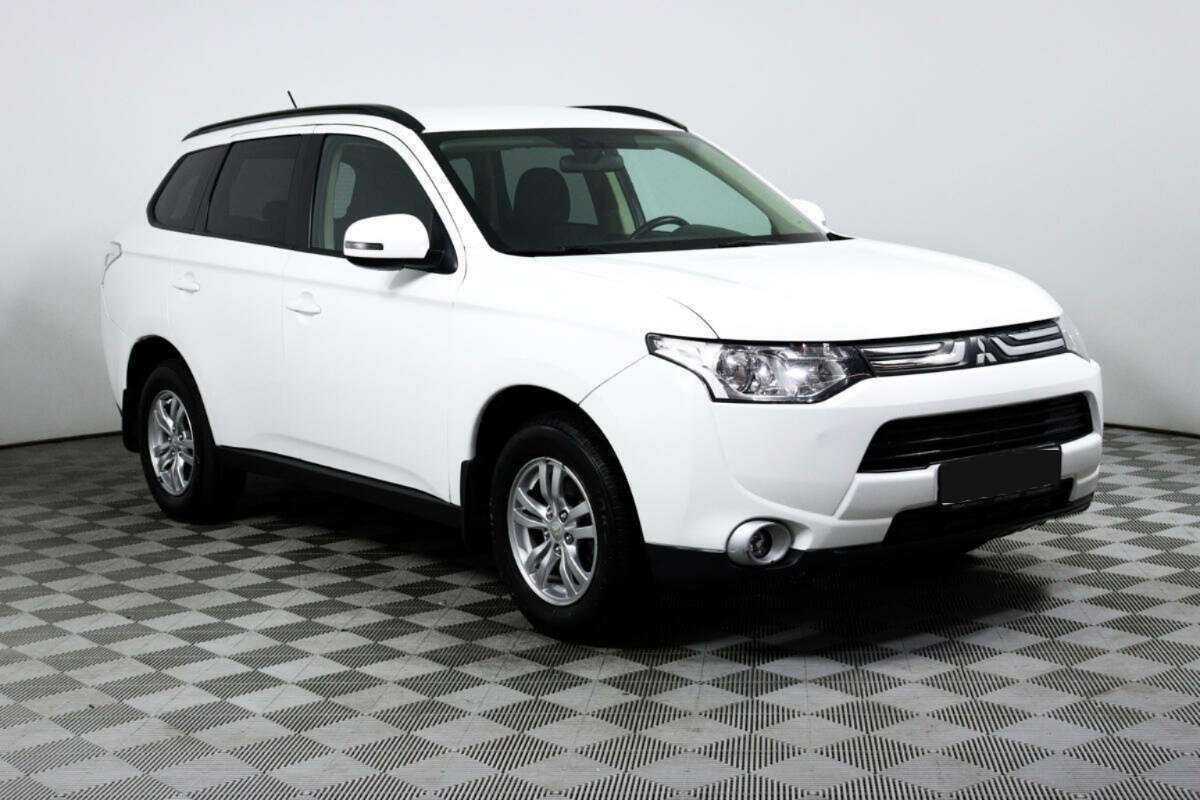 Купить Mitsubishi Outlander, 2013, 51 659 км.. Фото: #2