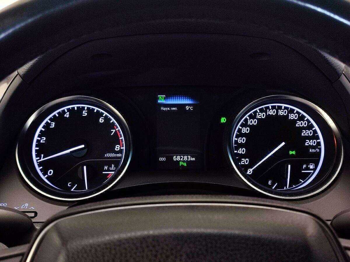 Купить Тойота Камри, 2018, 68 281 км.. Фото: #13