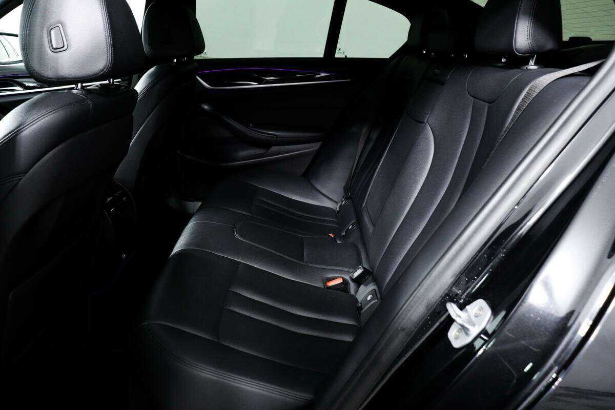 Купить BMW 5 серии, 2017, 184 421 км.. Фото: #11