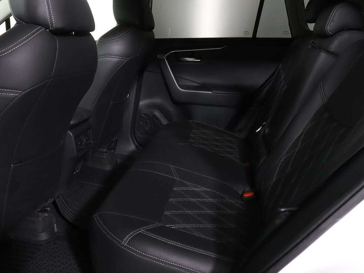 Купить Toyota RAV4, 2020, 85 309 км.. Фото: #10