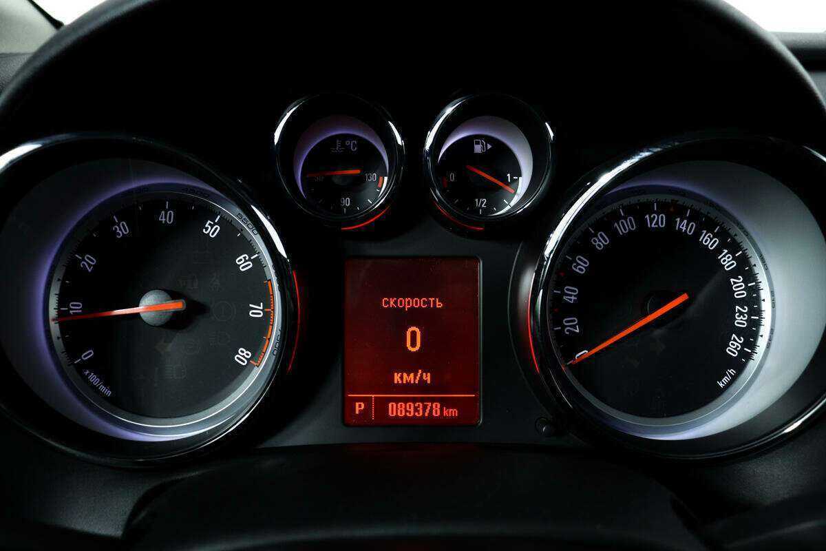 Купить Опель Астра, 2014, 89 377 км.. Фото: #9