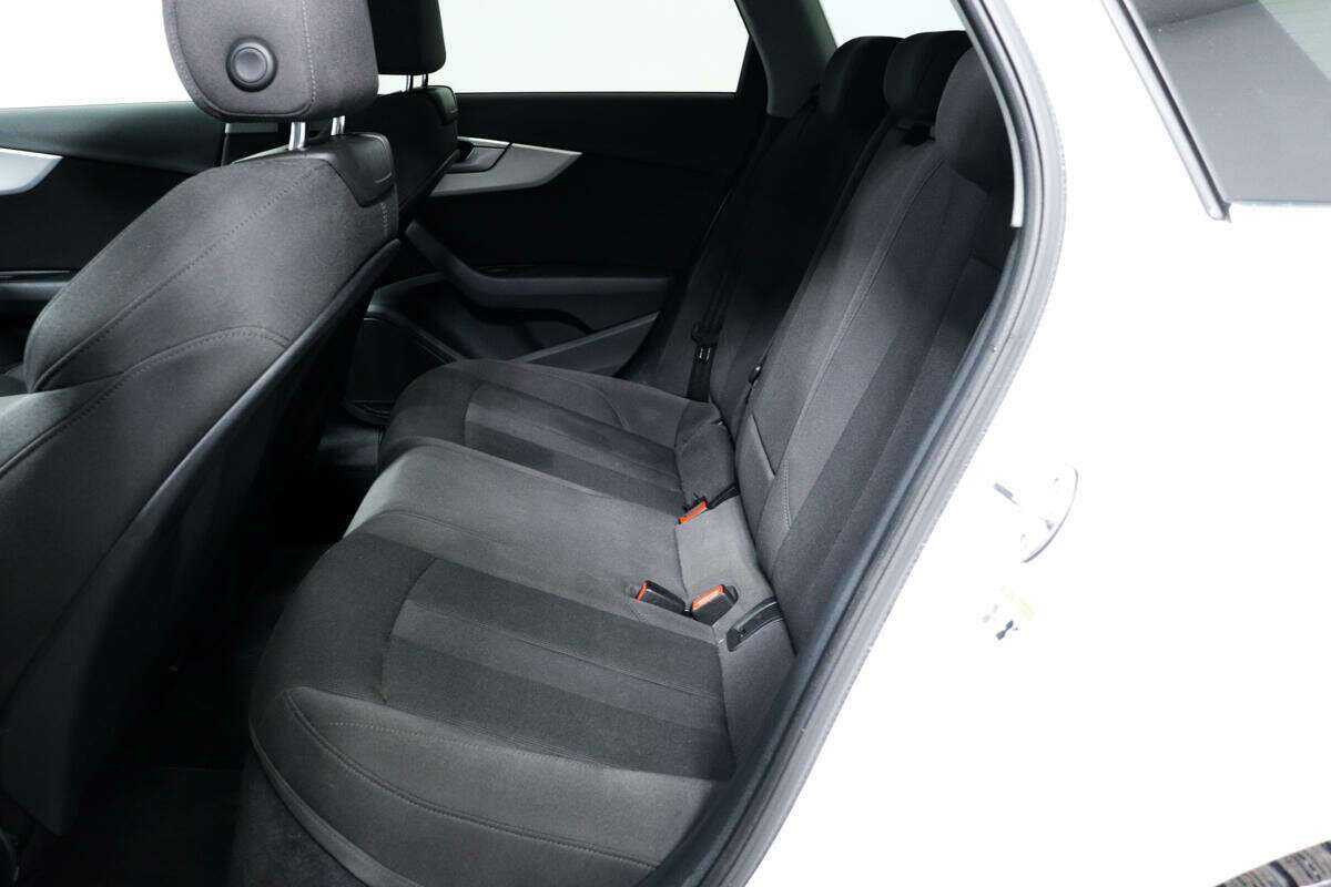 Купить Audi A4, 2017, 128 532 км.. Фото: #11