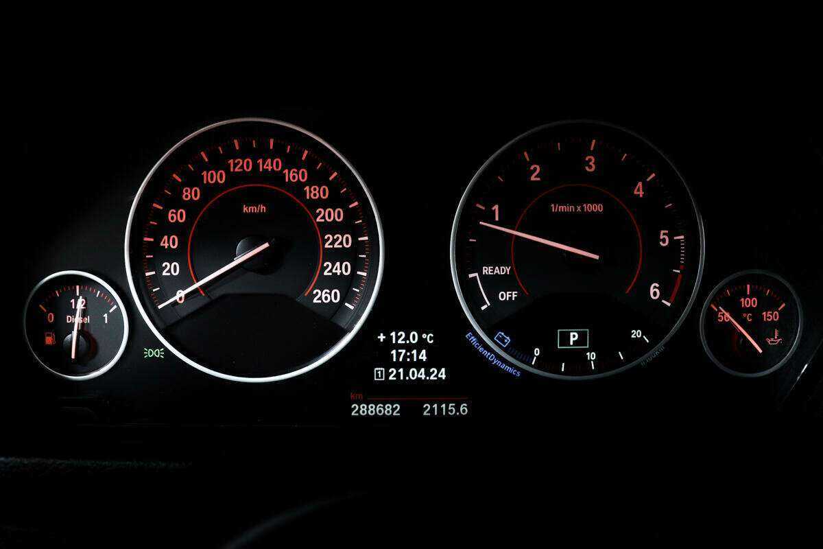 Купить BMW 3 серии, 2013, 290 000 км.. Фото: #9