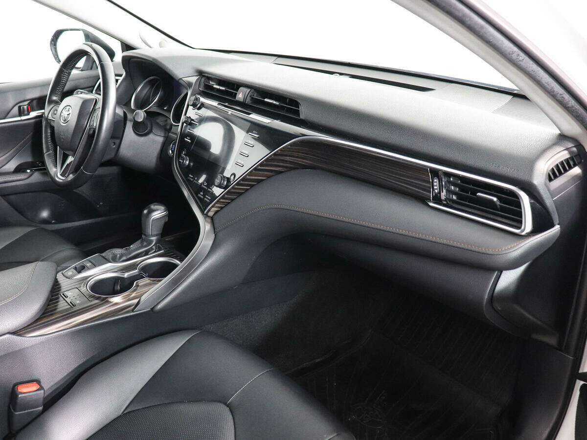 Купить Toyota Camry, 2020, 71 200 км.. Фото: #8