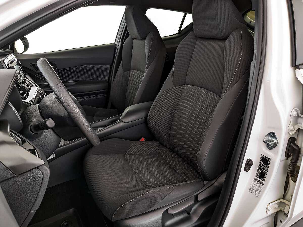 Купить Toyota C-HR, 2019, 36 982 км.. Фото: #14