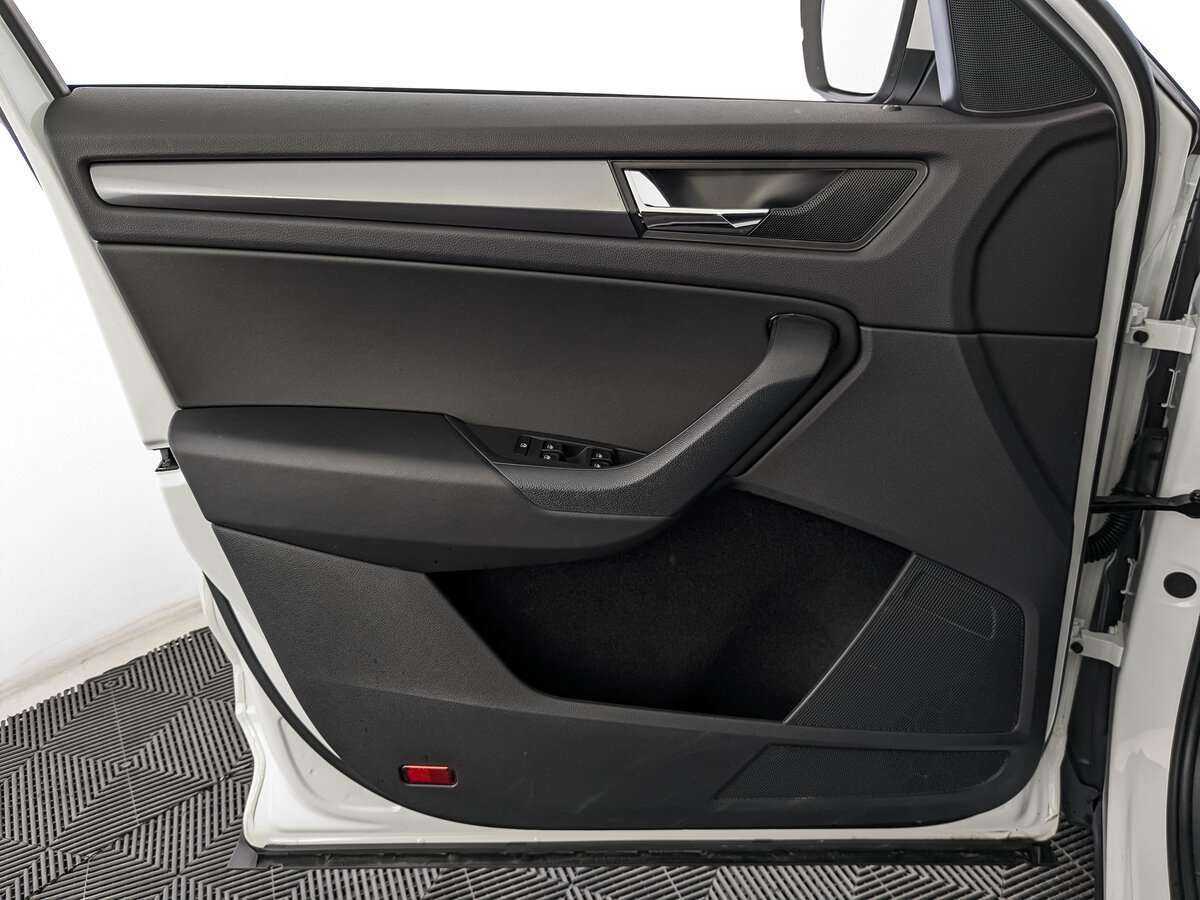 Купить Skoda Kodiaq, 2020, 32 840 км.. Фото: #14