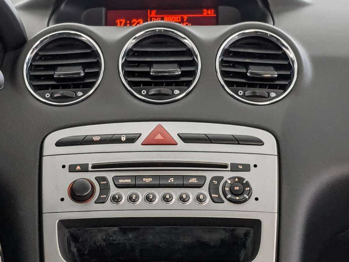 Купить Пежо 408, 2013, 101 382 км.. Фото: #16