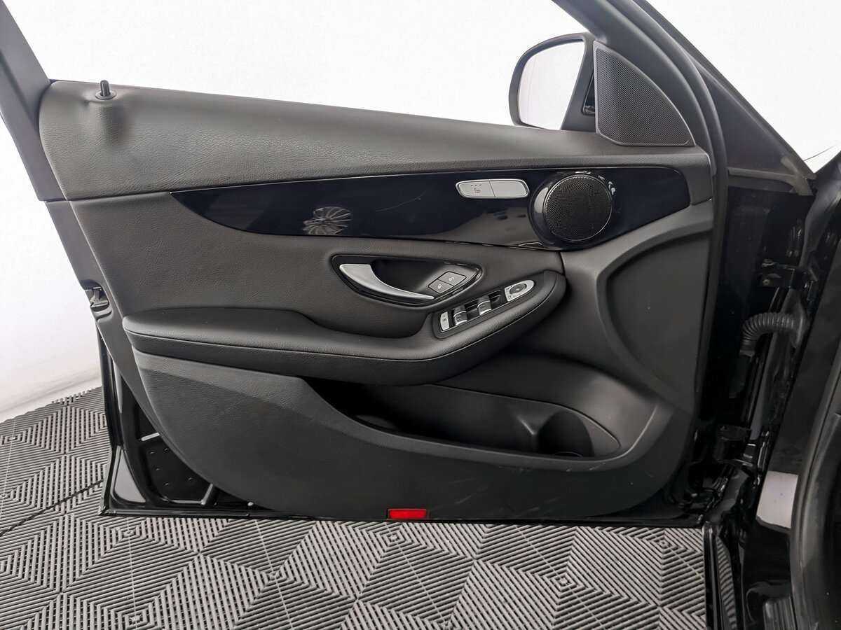 Купить Mercedes-Benz C-Класс, 2019, 131 432 км.. Фото: #14