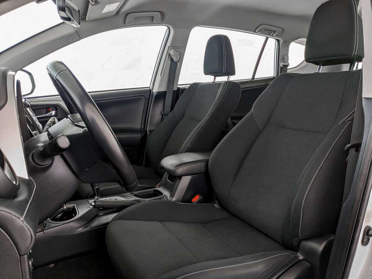 Купить Toyota RAV4, 2019, 139 115 км.. Фото: #15