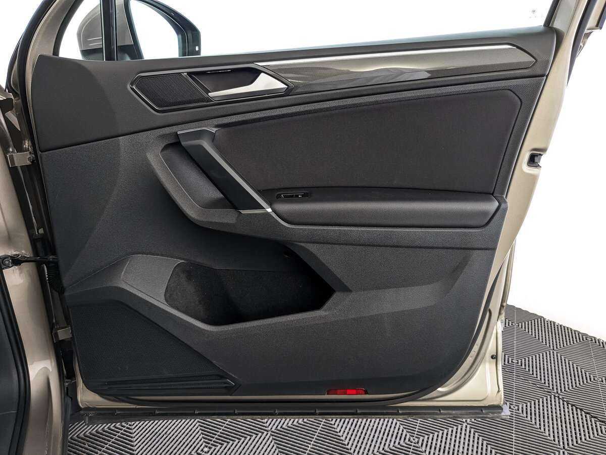 Купить Volkswagen Tiguan, 2018, 105 691 км.. Фото: #20