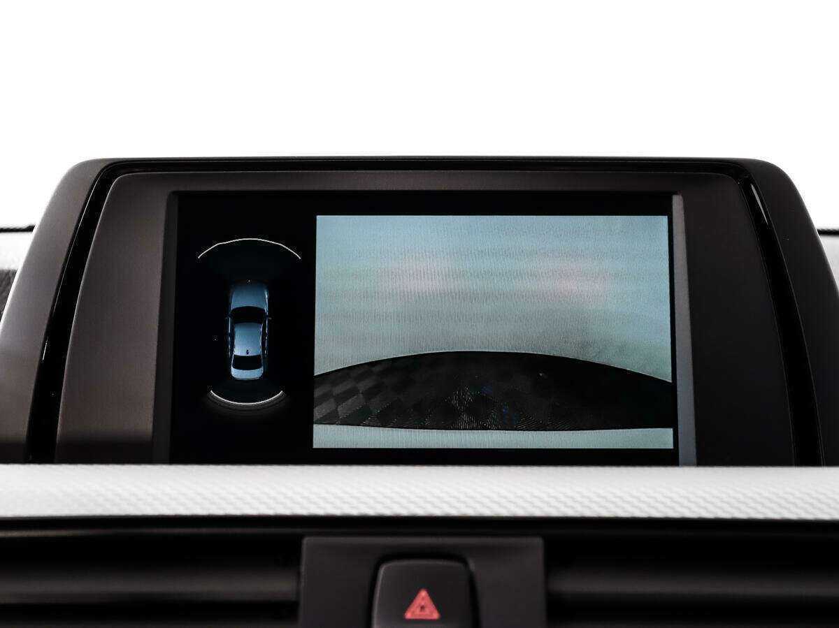 Купить BMW 3 серии, 2018, 48 899 км.. Фото: #15