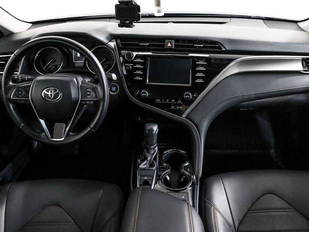 Купить Toyota Camry, 2020, 54 000 км.. Фото: #10