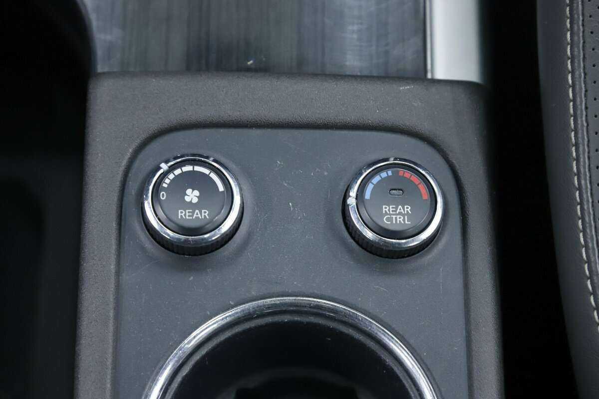 Купить Nissan Pathfinder, 2014, 139 000 км.. Фото: #16