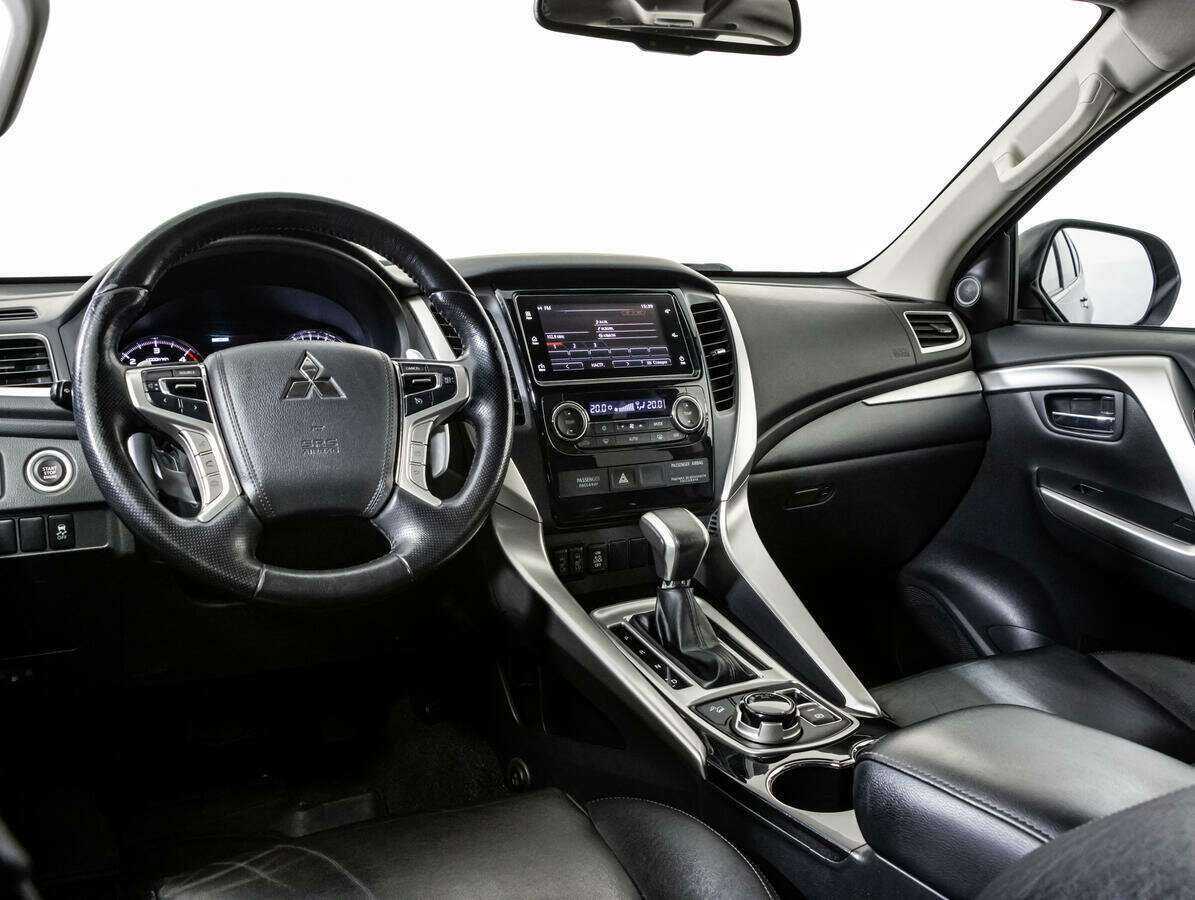 Купить Mitsubishi Pajero Sport, 2017, 100 868 км.. Фото: #6