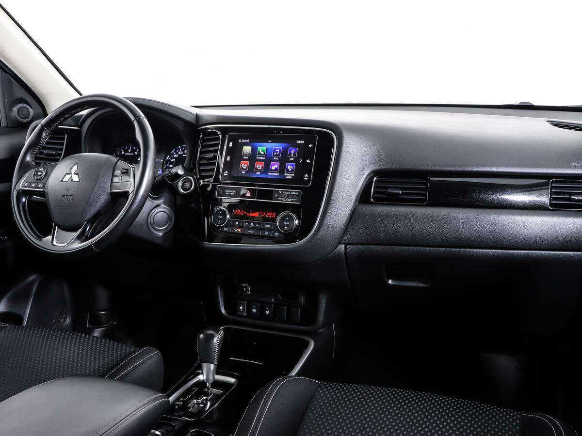 Купить Mitsubishi Outlander, 2020, 93 538 км.. Фото: #8