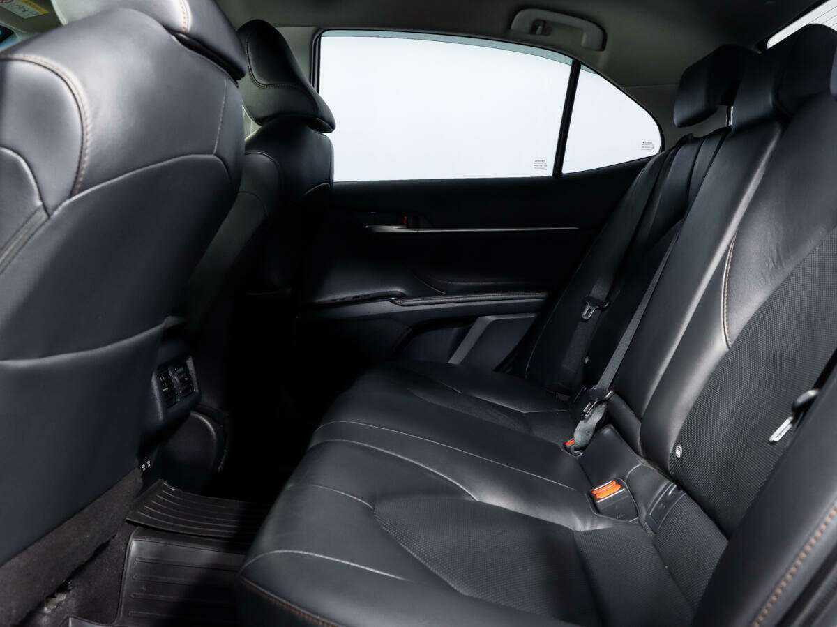 Купить Toyota Camry, 2018, 71 100 км.. Фото: #10