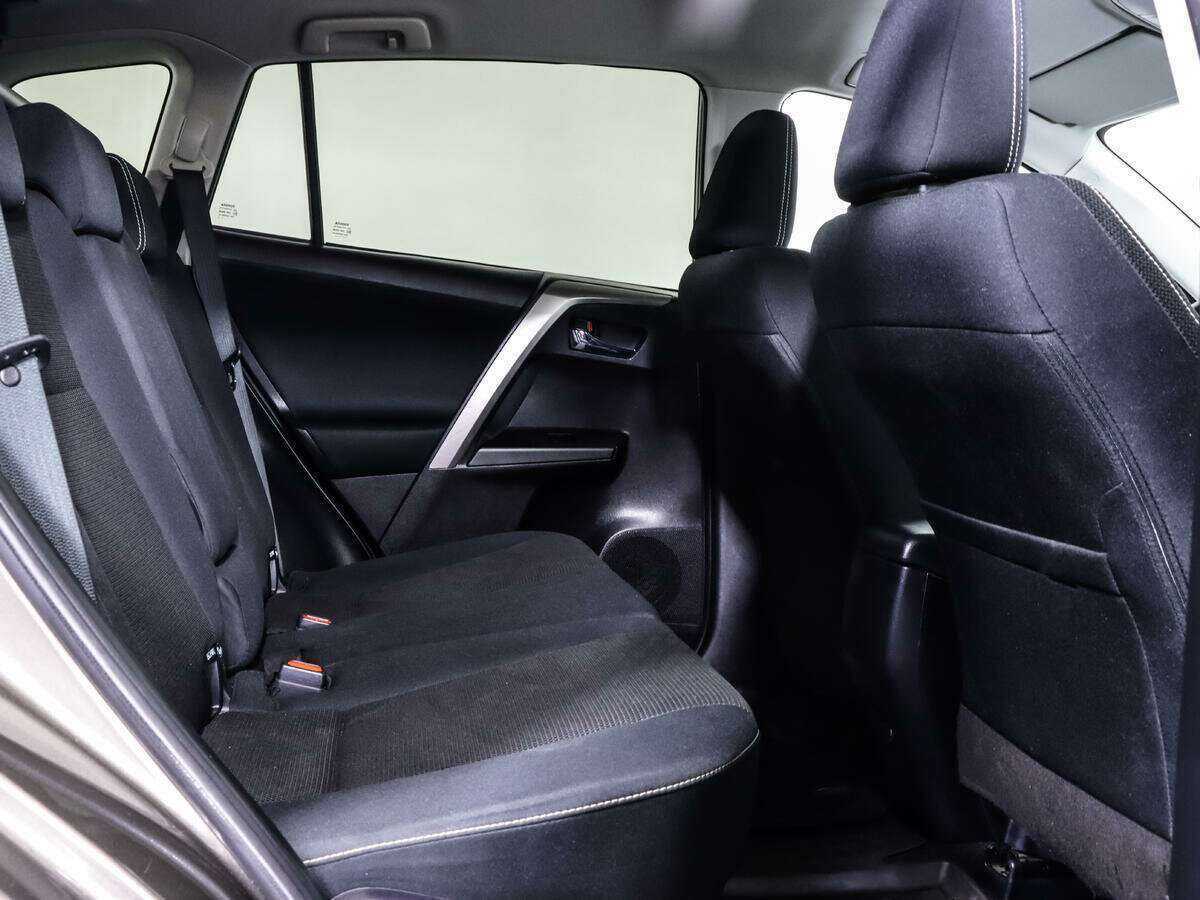 Купить Toyota RAV4, 2017, 69 277 км.. Фото: #14