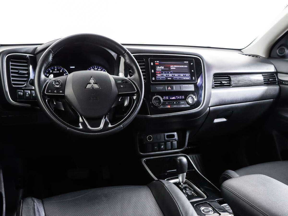 Купить Mitsubishi Outlander, 2018, 133 095 км.. Фото: #8