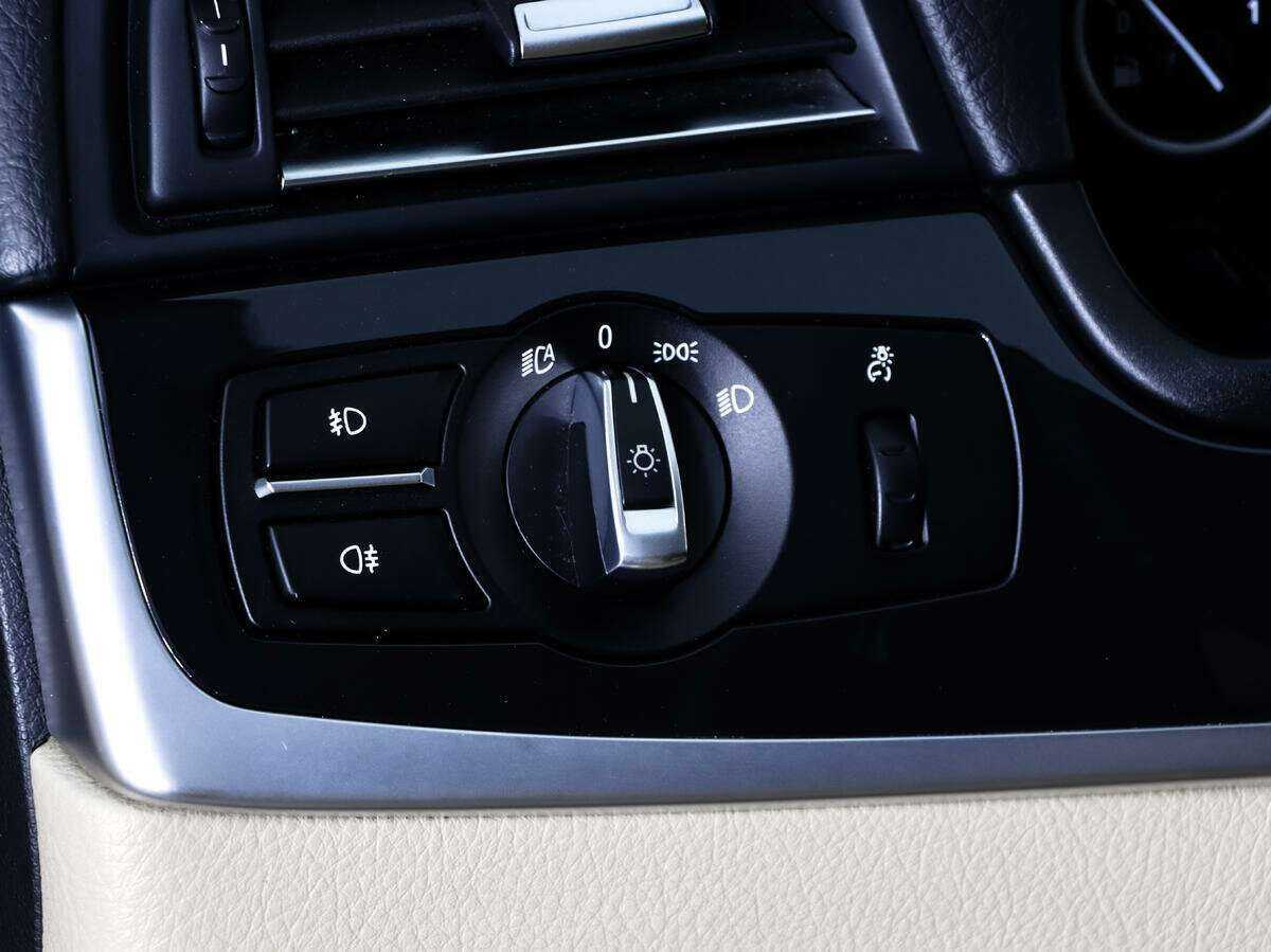 Купить BMW 5 серии, 2012, 190 000 км.. Фото: #20