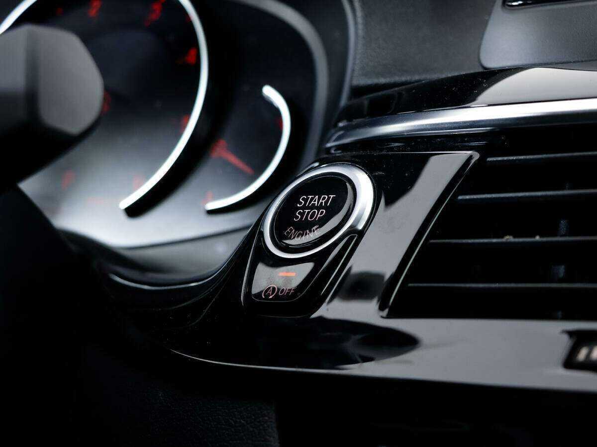 Купить BMW 5 серии, 2017, 157 861 км.. Фото: #9