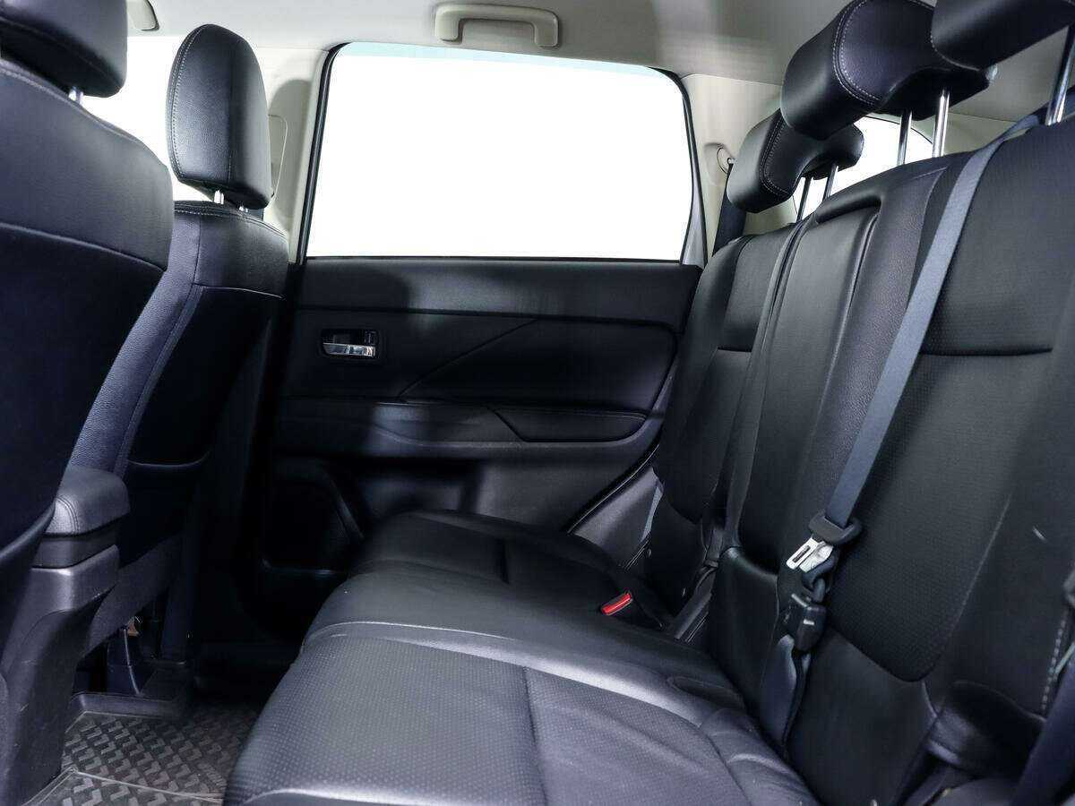 Купить Mitsubishi Outlander, 2015, 160 719 км.. Фото: #10
