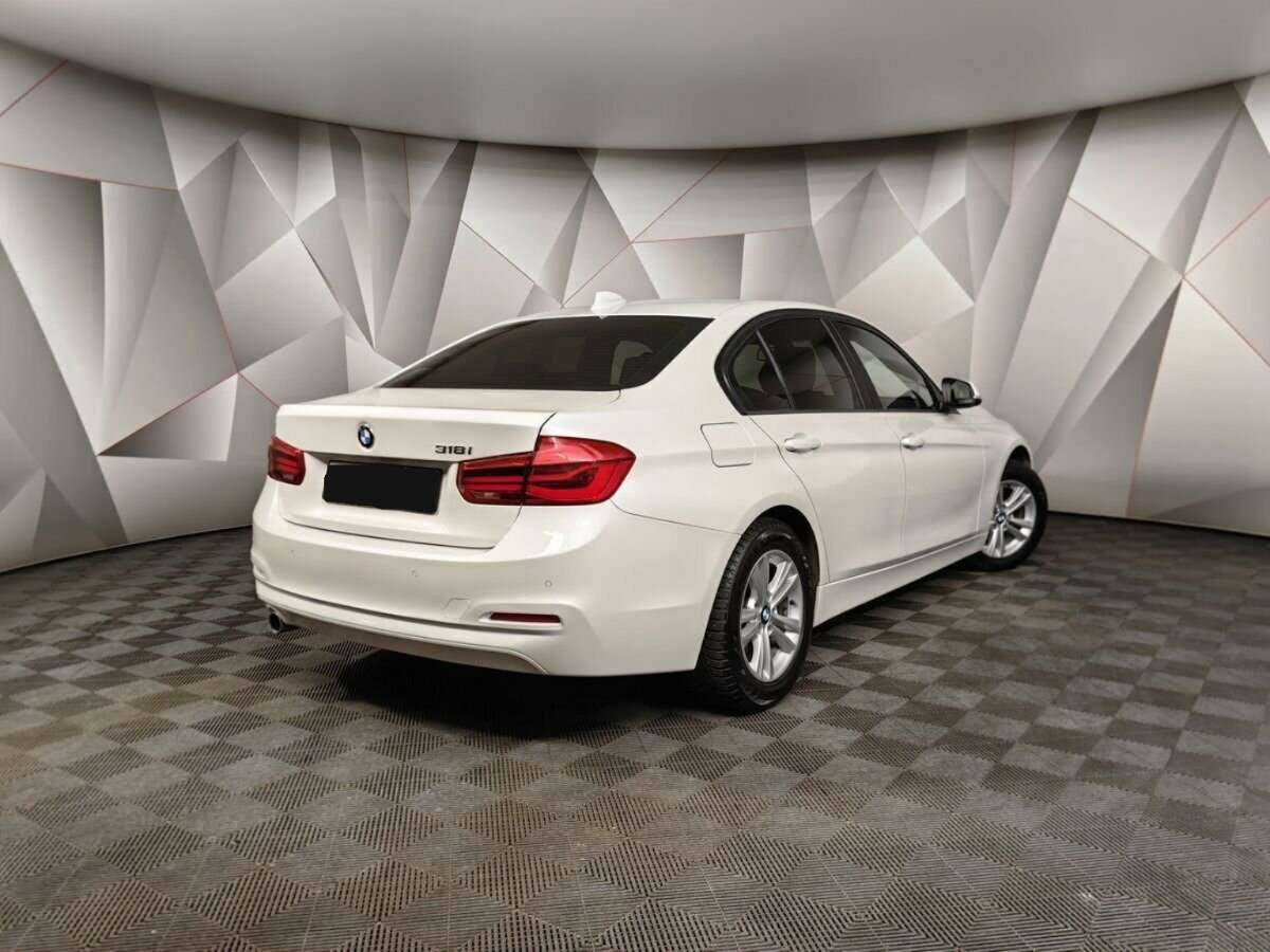 Купить BMW 3 серии, 2018, 118 066 км.. Фото: #1