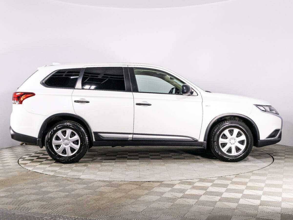 Купить Mitsubishi Outlander, 2019, 60 290 км.. Фото: #3
