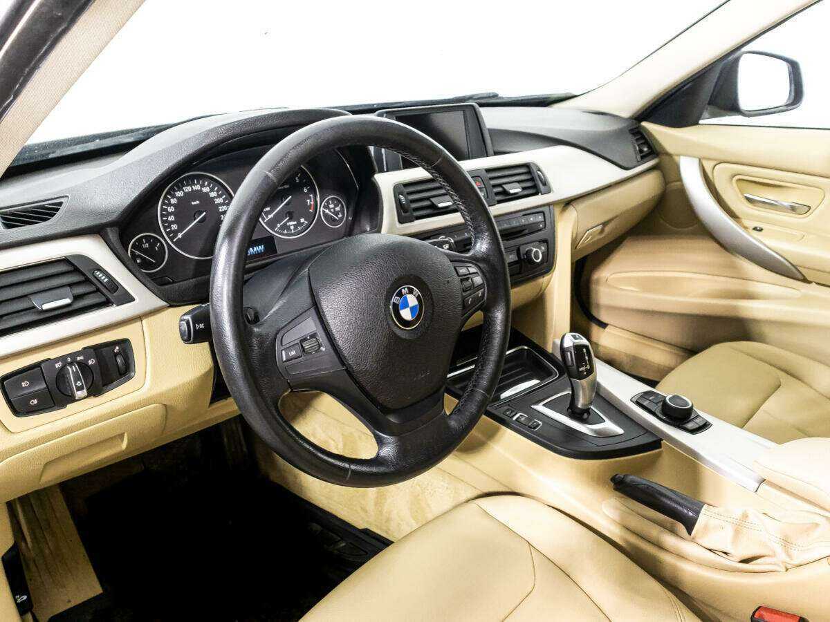 Купить BMW 3 серии, 2014, 215 678 км.. Фото: #10
