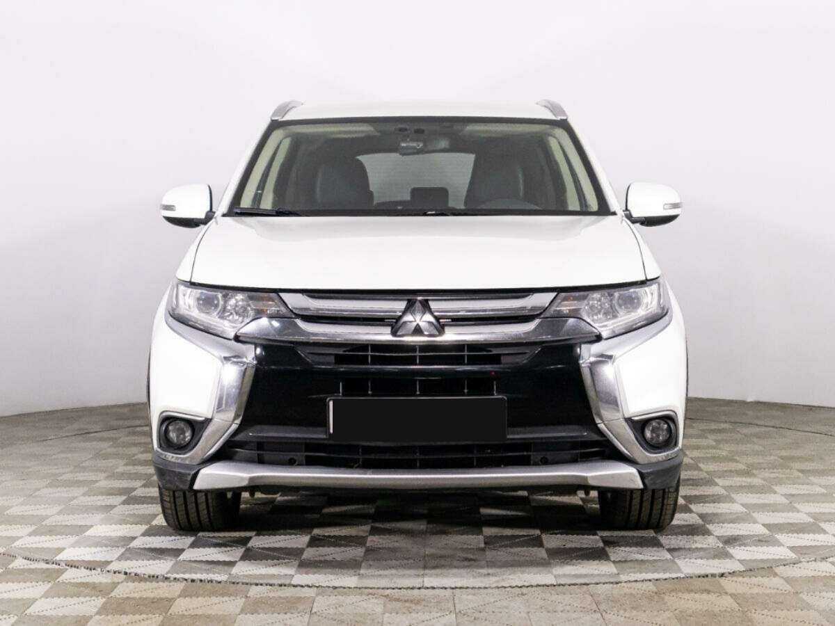 Купить Mitsubishi Outlander, 2017, 190 759 км.. Фото: #1
