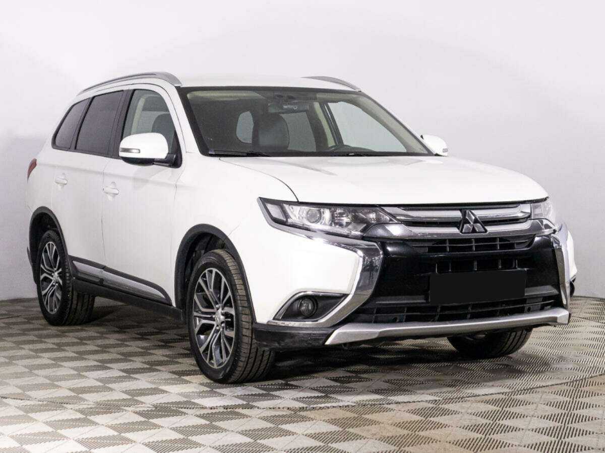 Купить Mitsubishi Outlander, 2017, 190 759 км.. Фото: #2