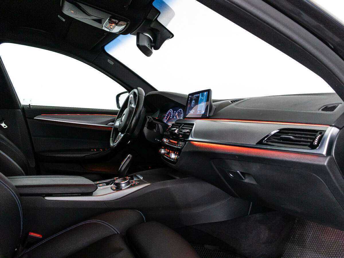Купить BMW 5 серии, 2018, 182 600 км.. Фото: #18