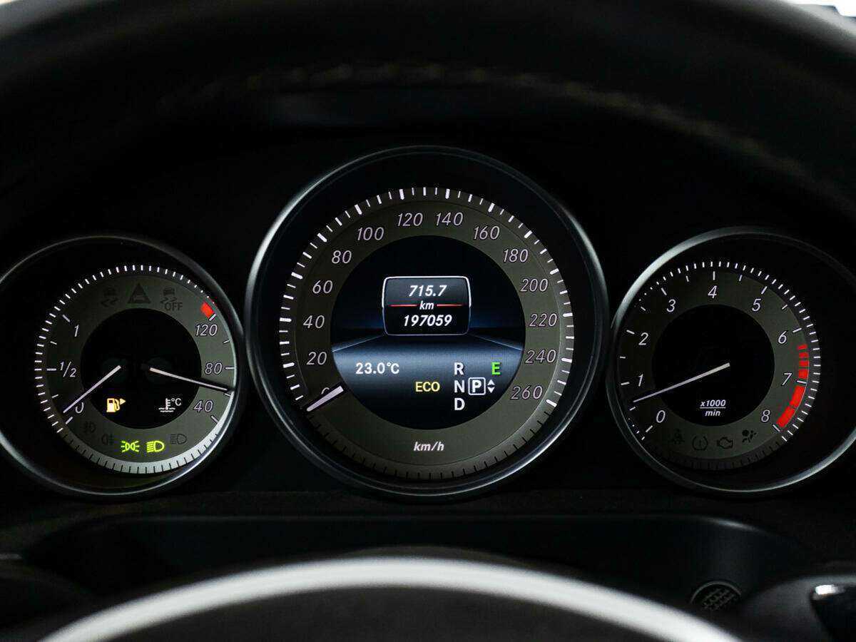 Купить Mercedes-Benz E-Класс, 2014, 197 049 км.. Фото: #11