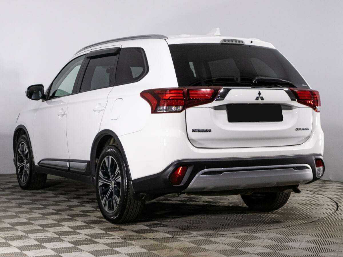 Купить Mitsubishi Outlander, 2019, 108 009 км.. Фото: #6