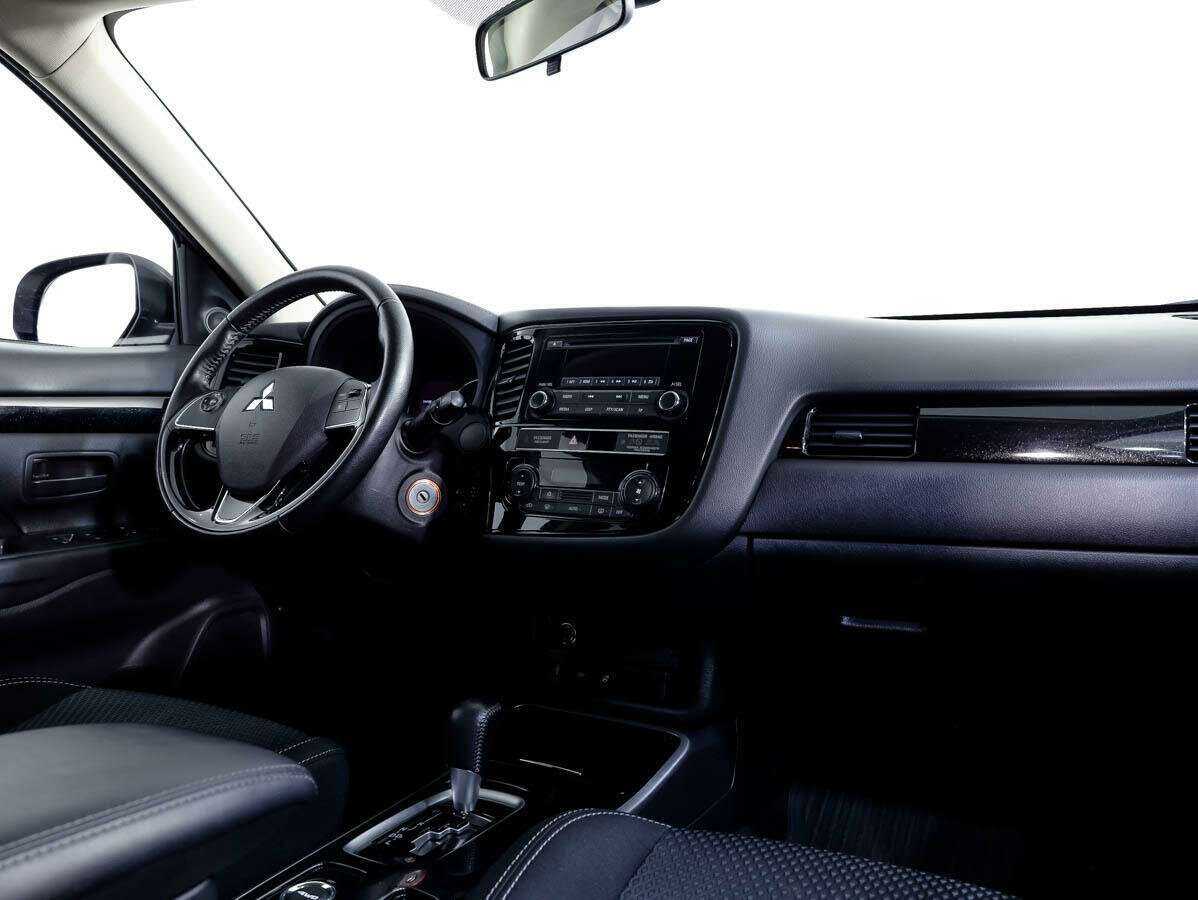 Купить Mitsubishi Outlander, 2018, 94 398 км.. Фото: #8