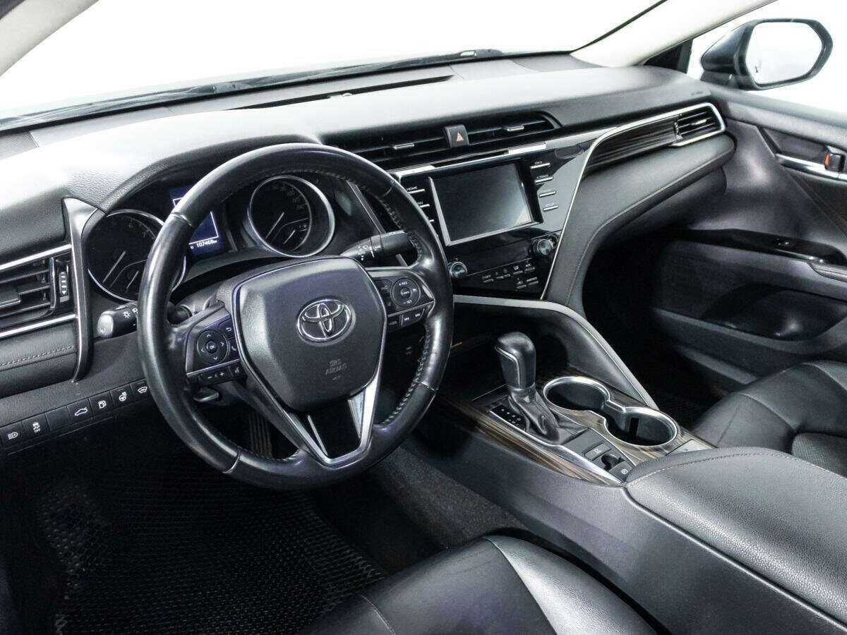 Купить Toyota Camry, 2018, 107 341 км.. Фото: #10